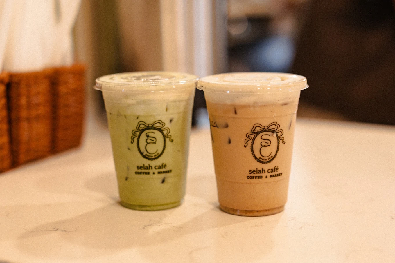 Iced matcha latte and iced latte in Selah cups
